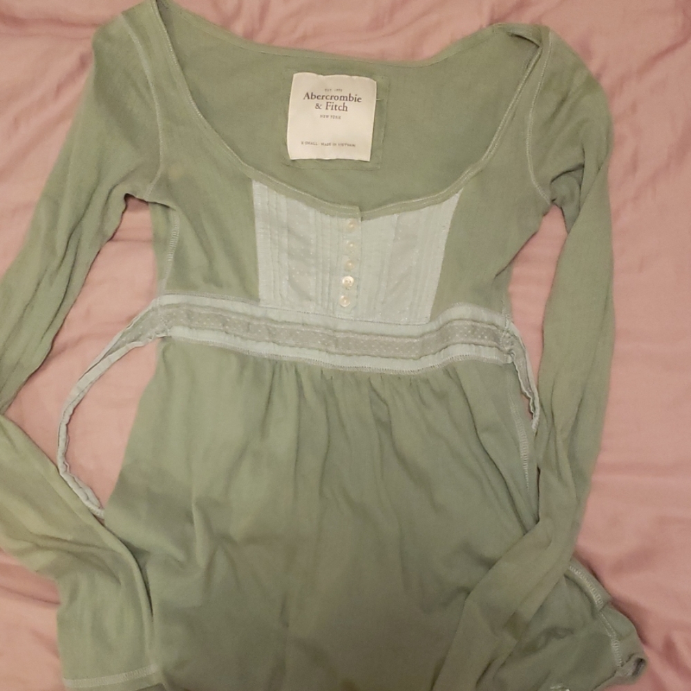Long sleeve shirt